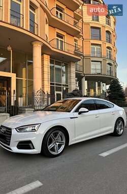 Купе Audi A5 2017 в 