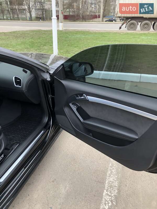 Купе Audi A5 2010 в Сумах
