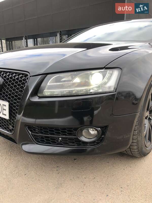 Купе Audi A5 2010 в Сумах