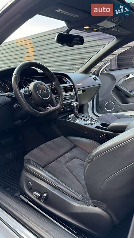 Купе Audi A5 2012 в Львові