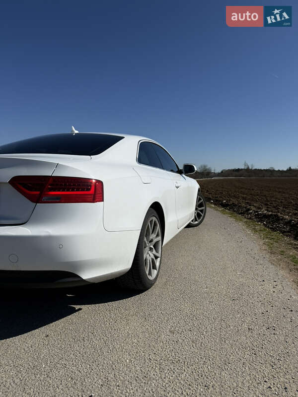 Купе Audi A5 2010 в Киеве фото 4 Купе Audi A5 2010 в Киеве