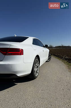 Купе Audi A5 2010 в 