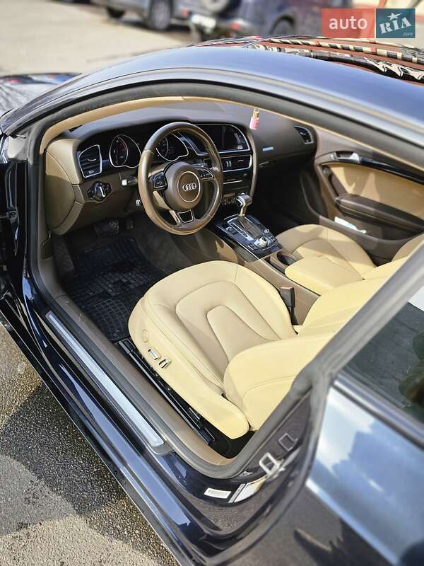 Купе Audi A5 2012 в Киеве