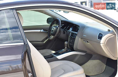 Купе Audi A5 2010 в 