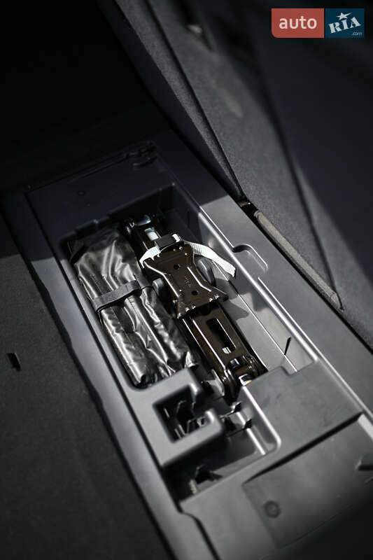 Лифтбек Audi A5 2023 в Львове