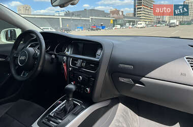 Купе Audi A5 2011 в 