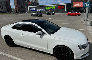Купе Audi A5 2011 в 