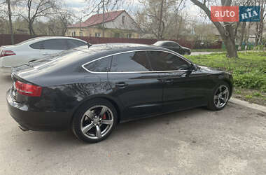 Купе Audi A5 2010 в 