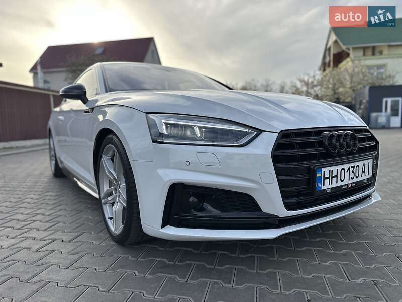 Купе Audi A5 2019 в 