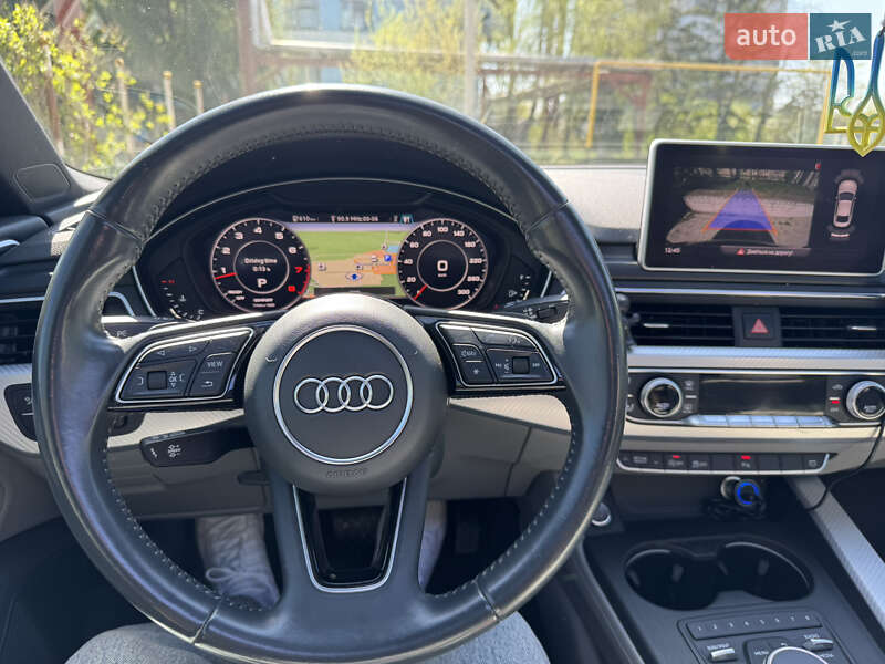 Купе Audi A5 2017 в Нетешине