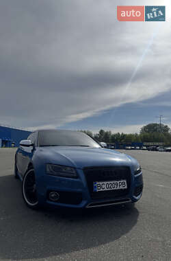 Купе Audi A5 2010 в 