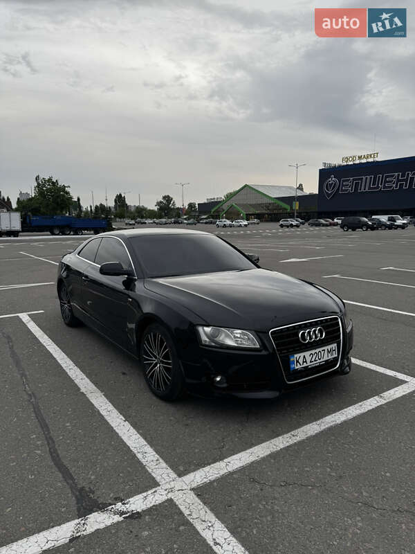 Купе Audi A5 2009 в Киеве