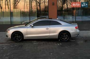 Купе Audi A5 2011 в 