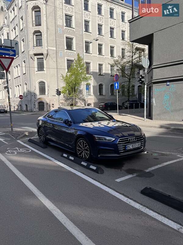 Купе Audi A5 2017 в Киеве