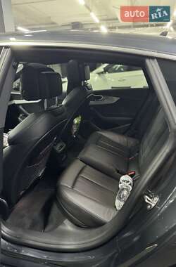 Купе Audi A5 2017 в 