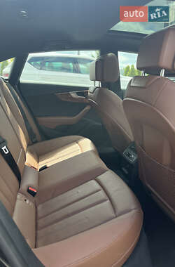 Ліфтбек Audi A5 2020 в 
