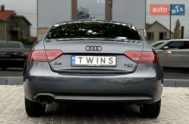 Купе Audi A5 2010 в 