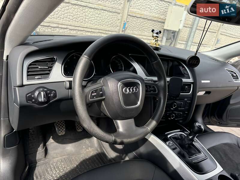 Купе Audi A5 2011 в Кривом Роге