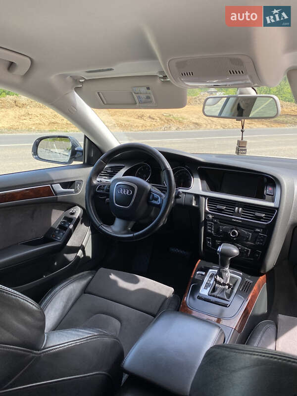 Купе Audi A5 2011 в Ужгороді