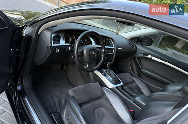 Купе Audi A5 2010 в 