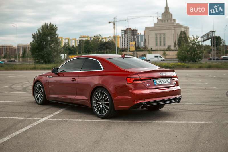 Купе Audi A5 2017 в Киеве