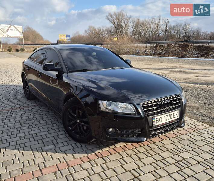 Купе Audi A5 2011 в Бучаче