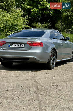 Купе Audi A5 2009 в 
