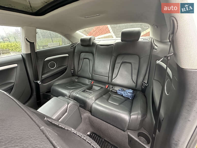 Купе Audi A5 2010 в Ровно