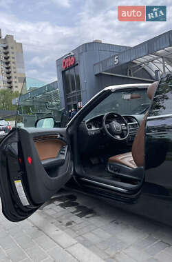 Кабриолет Audi A5 2011 в 