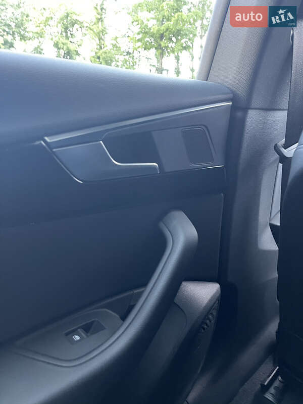 Лифтбек Audi A5 2020 в Львове