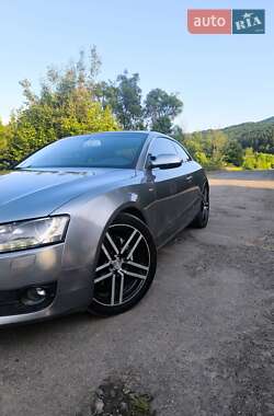 Купе Audi A5 2009 в Ужгороде