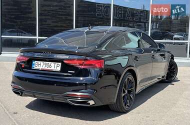 Ліфтбек Audi A5 2022 в 
