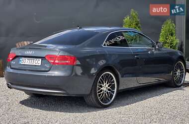 Купе Audi A5 2009 в 