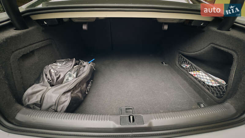 Купе Audi A5 2011 в Киеве