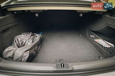 Купе Audi A5 2011 в 
