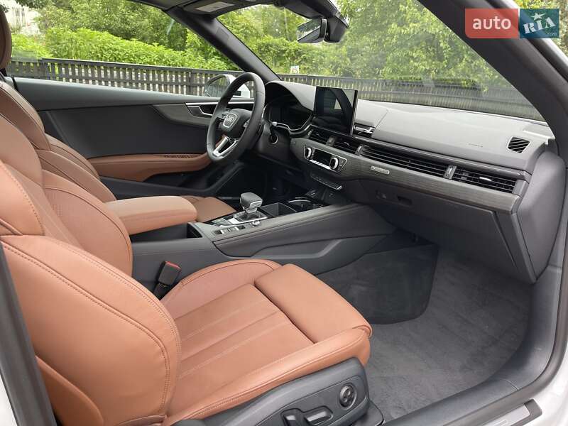 Кабріолет Audi A5 2022 в Києві