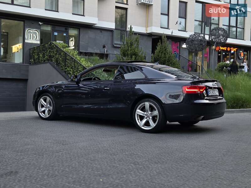 Купе Audi A5 2012 в Львове