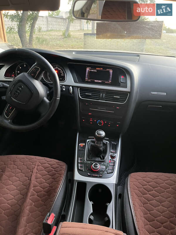 Купе Audi A5 2011 в Вознесенске