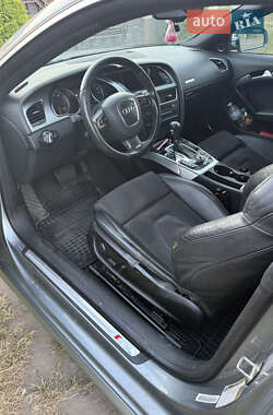 Купе Audi A5 2010 в 