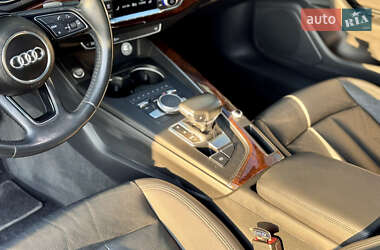 Купе Audi A5 2017 в 