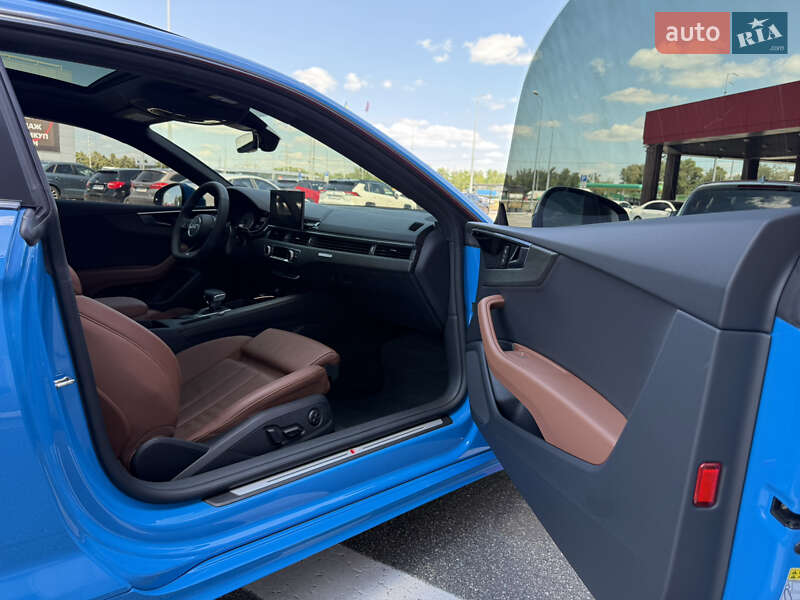 Купе Audi A5 2022 в Киеве