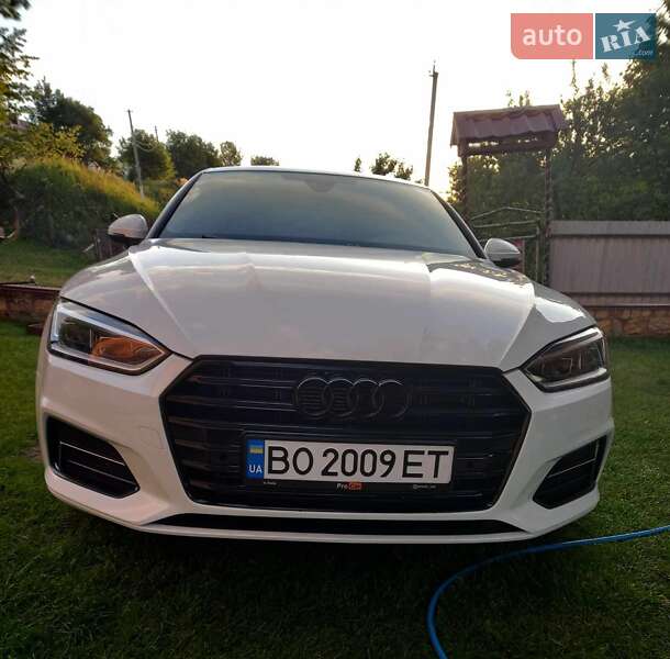 Купе Audi A5 2019 в 