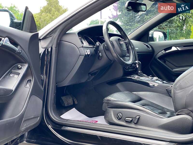 Купе Audi A5 2011 в Львове