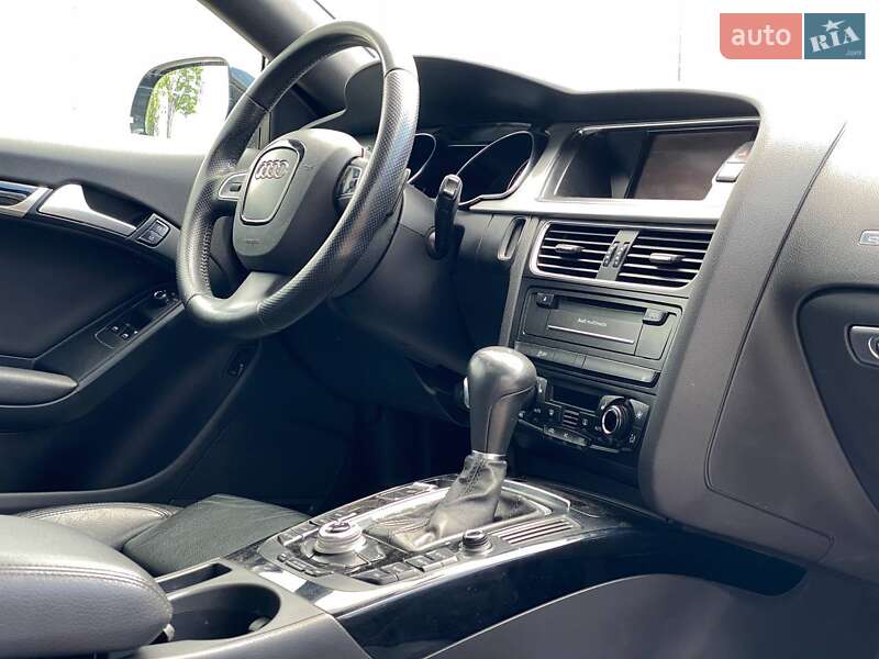 Купе Audi A5 2011 в Львове