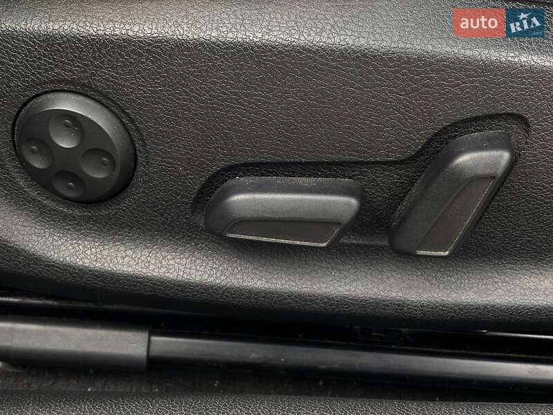 Купе Audi A5 2011 в Львове