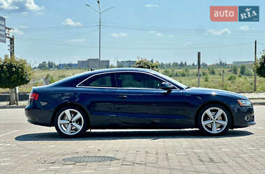 Купе Audi A5 2009 в 