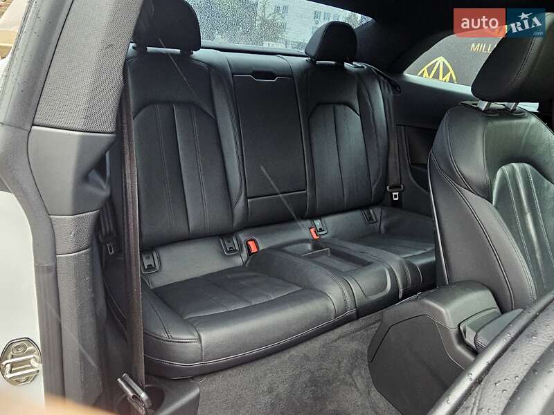 Купе Audi A5 2017 в Киеве