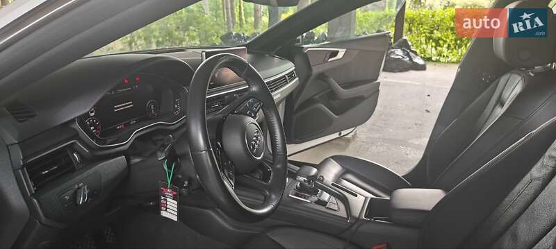 Купе Audi A5 2018 в Киеве