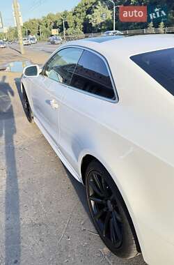 Купе Audi A5 2015 в 
