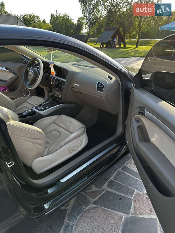 Купе Audi A5 2008 в Емильчине